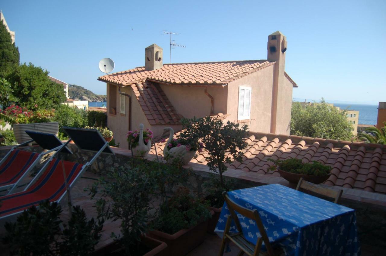 Bed and Breakfast La Rosada Giglio Porto Zewnętrze zdjęcie