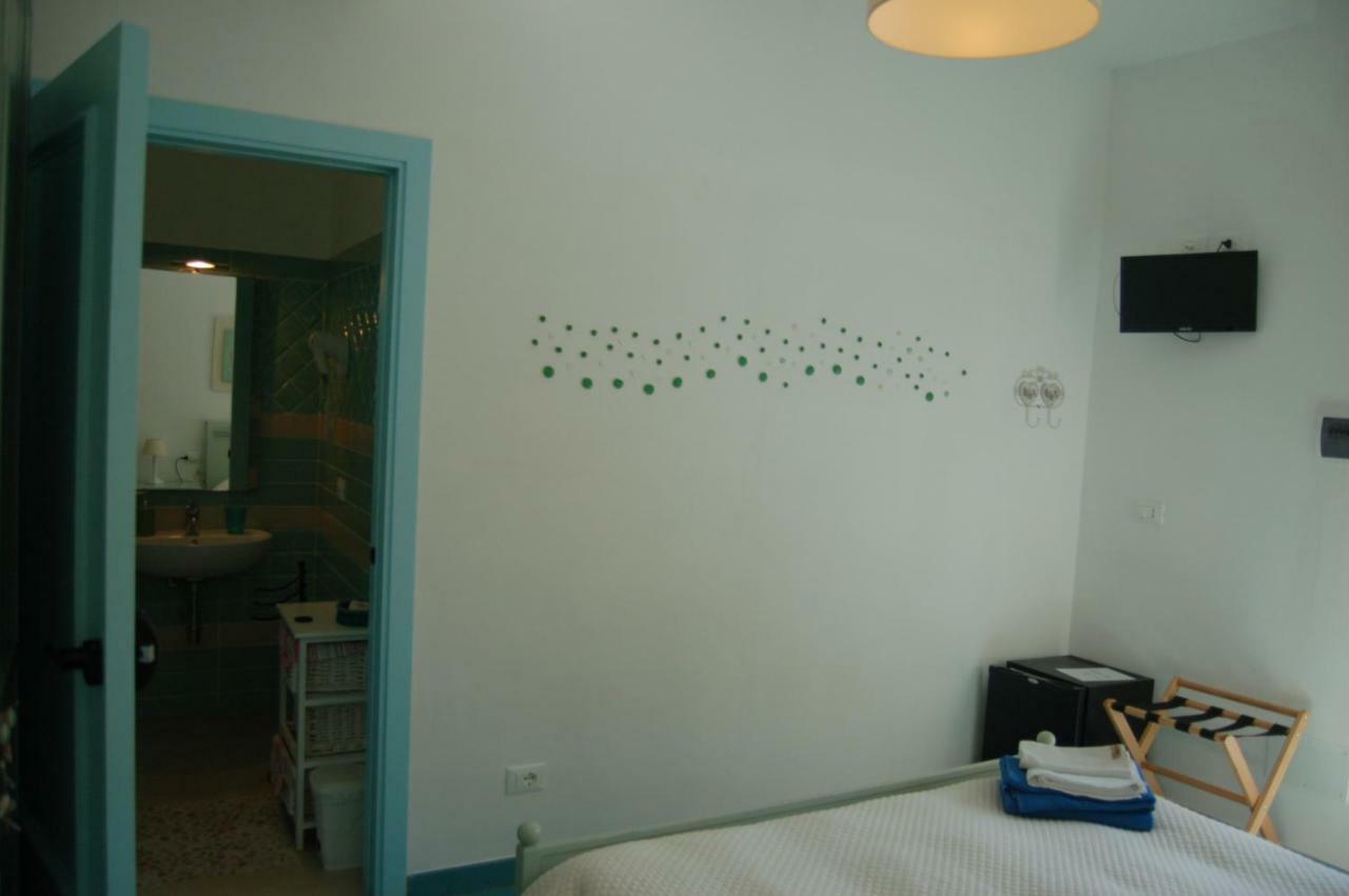 Bed and Breakfast La Rosada Giglio Porto Zewnętrze zdjęcie